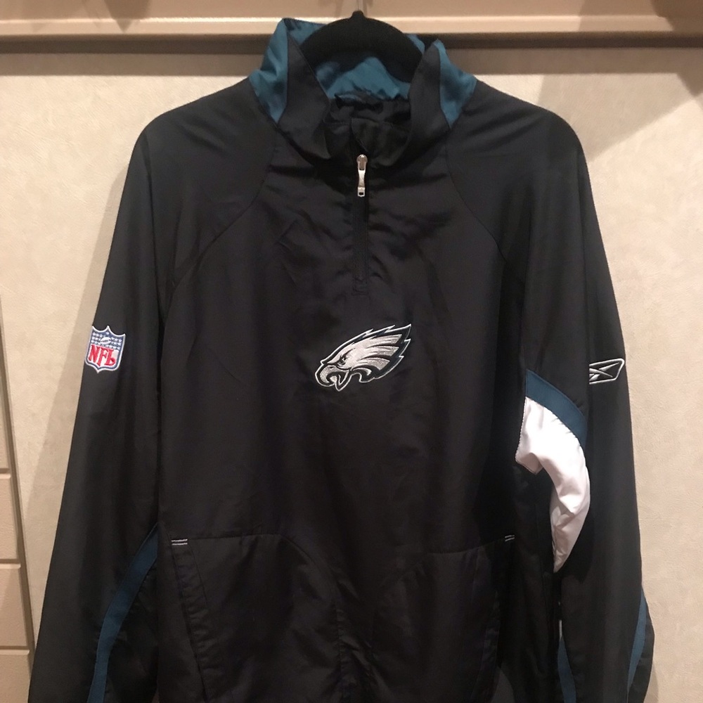Men’s Eagles rain jacket